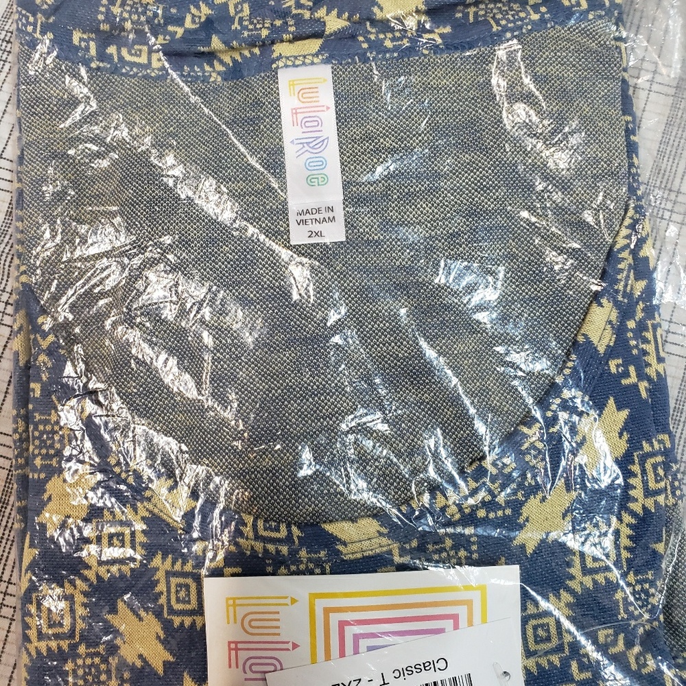 Clasic T LuLaRoe
